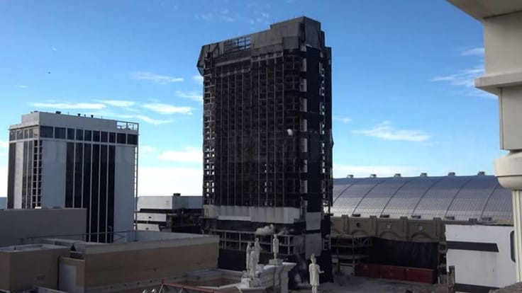 Video: Trump Plaza imploded by CDI 