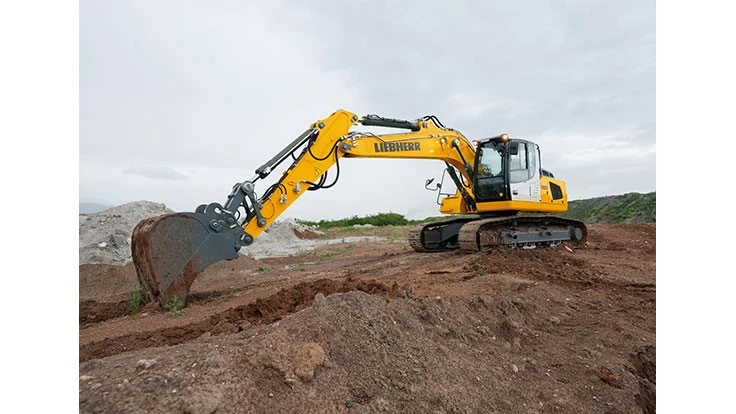 A Liebherr R 920 crawler excavator.