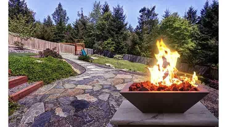 trex backyard decking