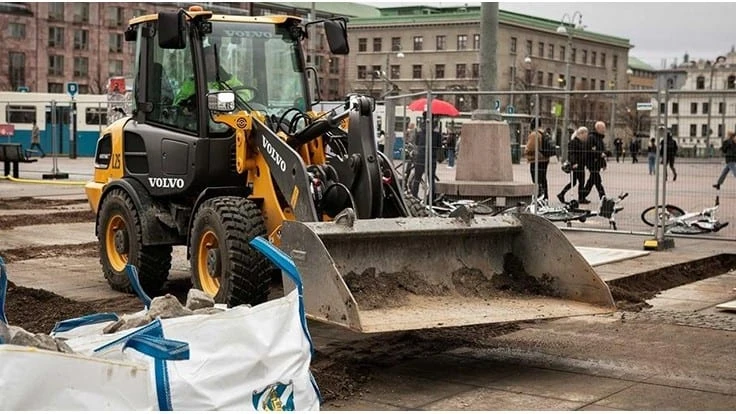 volvo electric loader