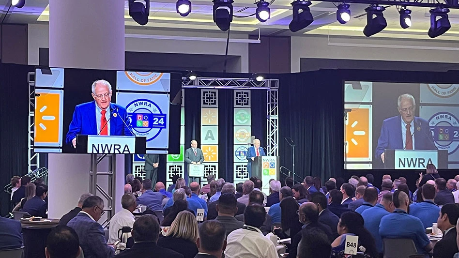 Tod Holmes accepts NWRA Hall of Fame award