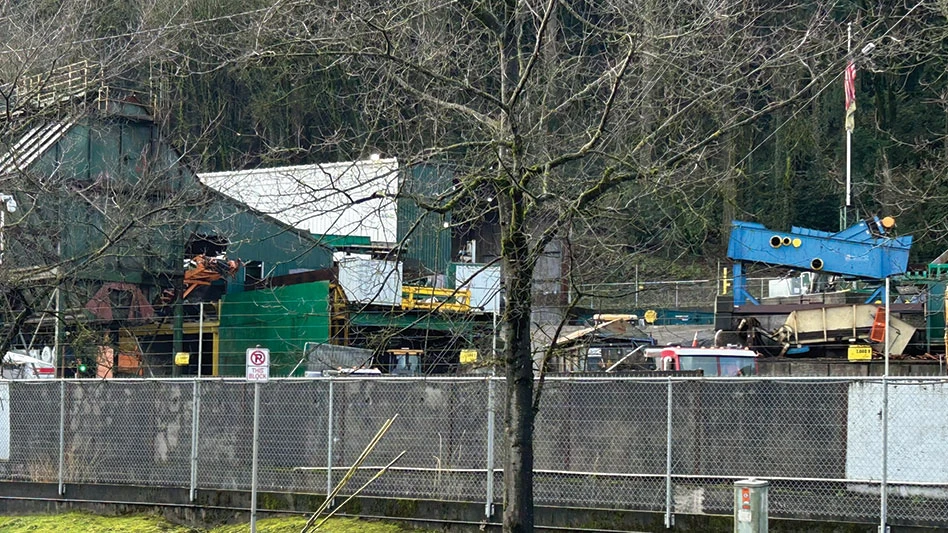 photo of c&d recycling plant